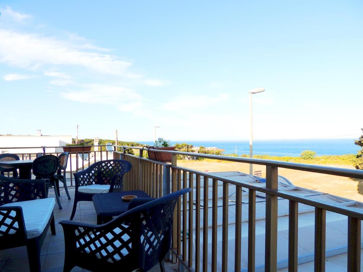 Hotel Porto Badisco Buitenkant foto