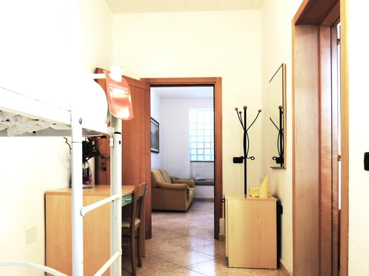 Hotel Porto Badisco Buitenkant foto